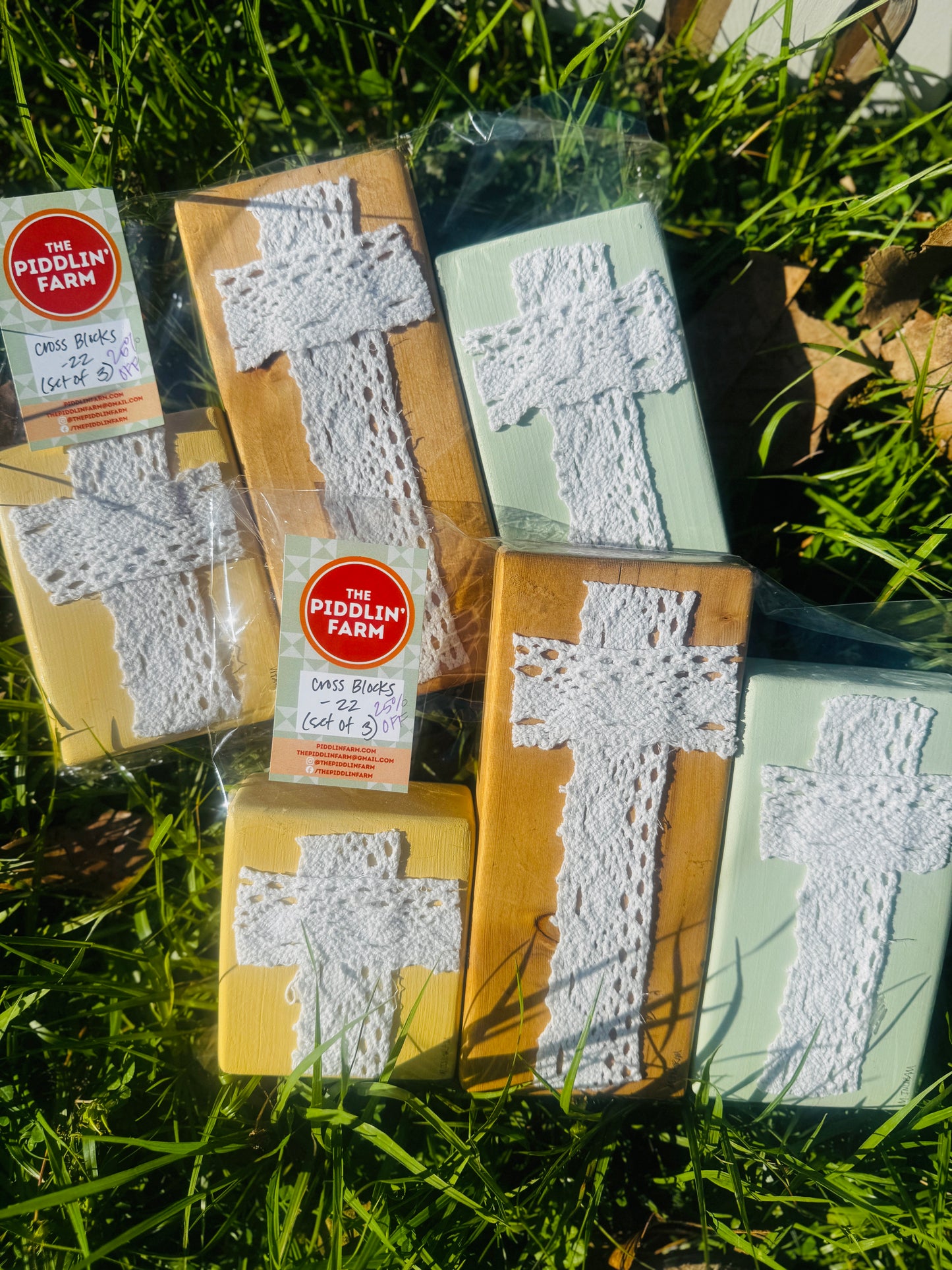 Lace Cross Wood Blocks